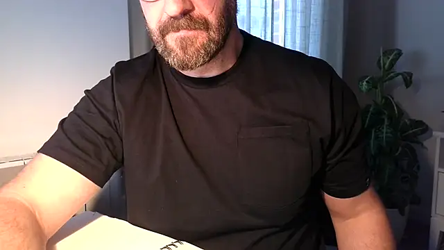 Snapshot of Mr_Beef chatting on 9, 12, 2024 Mr Beef online show from 9, 12, 2024