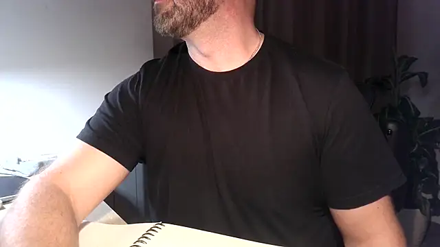 Snapshot of Mr_Beef chatting on 15, 12, 2024 Mr Beef online show from 15, 12, 2024