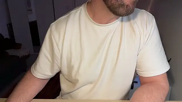 Snapshot of Mr_Beef chatting on 9, 2, 2025 Mr Beef online show from 9, 2, 2025