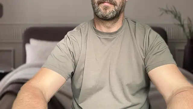 Snapshot of Mr_Beef chatting on 10, 9, 2025 Mr Beef online show from 10, 9, 2025