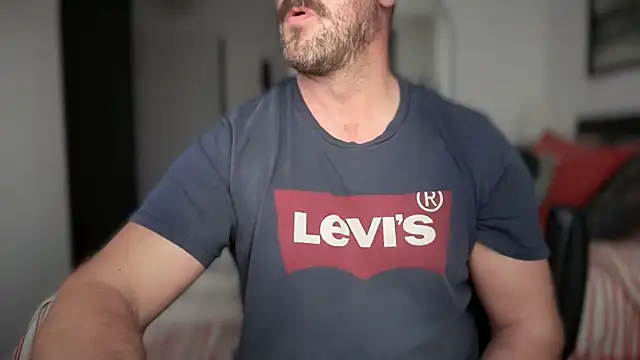 Snapshot of Mr_Beef chatting on 2, 10, 2025 Mr Beef online show from 2, 10, 2025