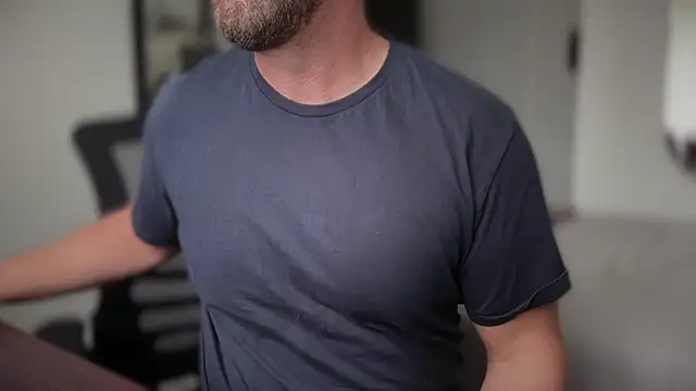 Snapshot of Mr_Beef chatting on 13, 10, 2025 Mr Beef online show from 13, 10, 2025