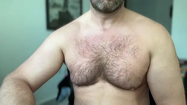 Snapshot of Mr_Beef chatting on 27, 10, 2025 Mr Beef online show from 27, 10, 2025