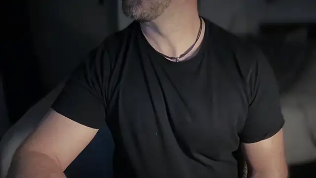 Snapshot of Mr_Beef chatting on 8, 11, 2025 Mr Beef online show from 8, 11, 2025