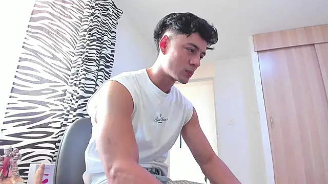 Sebastian-Dash online show from 1, 3, 2025