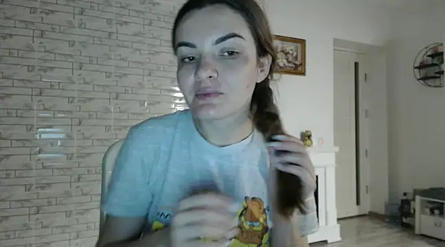 Snapshot of _JustmeHere_ chatting on 1, 2, 2025 JustmeHere online show from 1, 2, 2025