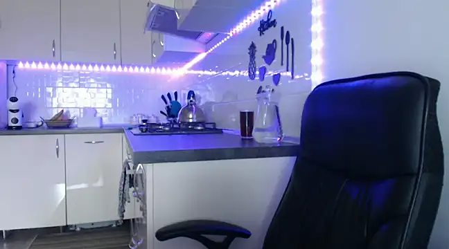 Snapshot of _JustmeHere_ chatting on 27, 2, 2025 JustmeHere online show from 27, 2, 2025