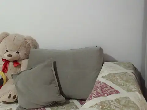 Snapshot of _JustmeHere_ chatting on 19, 11, 2025 JustmeHere online show from 19, 11, 2025