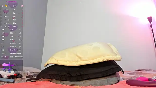 Snapshot of Morochaa-fire chatting on 8, 3, 2025 Morochaa-fire online show from 8, 3, 2025