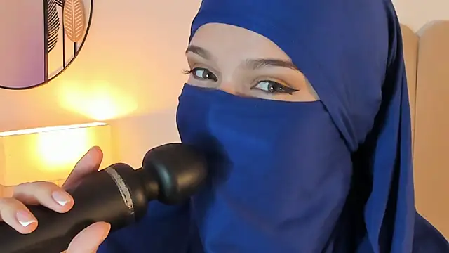 Snapshot of anna-henao chatting on 13, 1, 2025 anna-henao online show from 13, 1, 2025