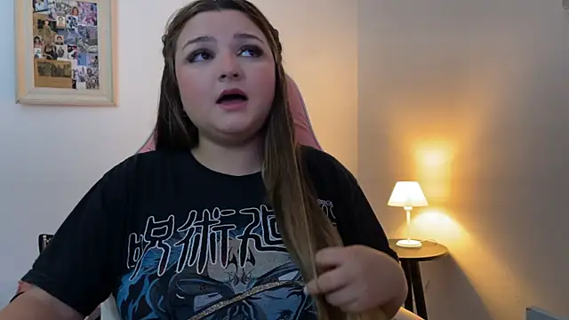 SweetPaige  online show from 21, 12, 2025