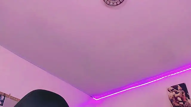 naomy  xx online show from 7, 2, 2025