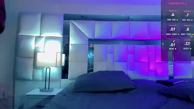 naomy  xx online show from 27, 2, 2025