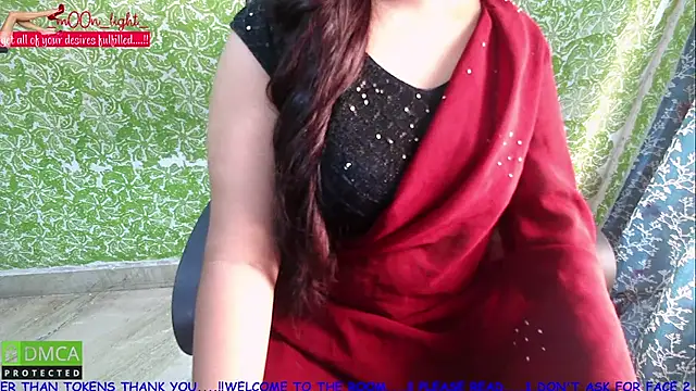 Snapshot of _mOOn_light_ chatting on 18, 9, 2025 mOOn light online show from 18, 9, 2025