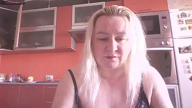 mira robinsonnn online show from 9, 4, 2026