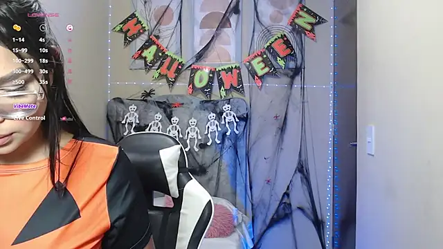 Snapshot of lindsay_sweet2 chatting on 26, 10, 2025 lindsay sweet2 online show from 26, 10, 2025