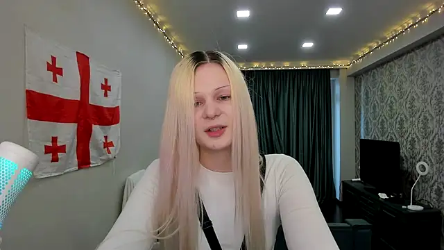 Snapshot of sashakiss99 chatting on 22, 1, 2025 sashakiss99 online show from 22, 1, 2025