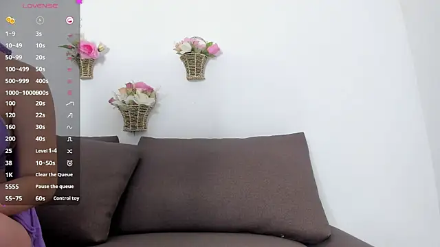 Snapshot of Ahlam__ chatting on 6, 11, 2025 Ahlam online show from 6, 11, 2025