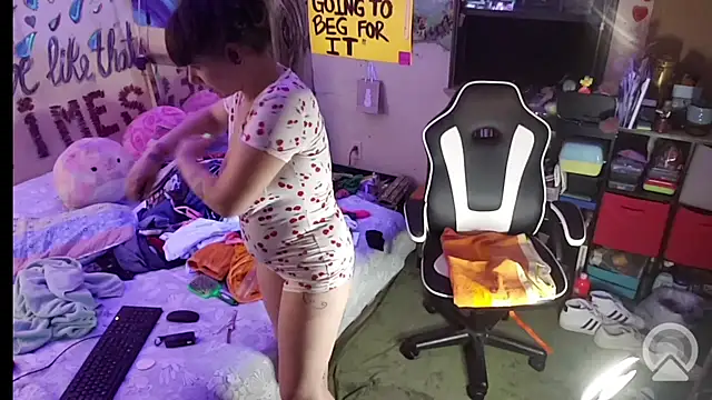 Cloud Master9 online show from 5, 10, 2025