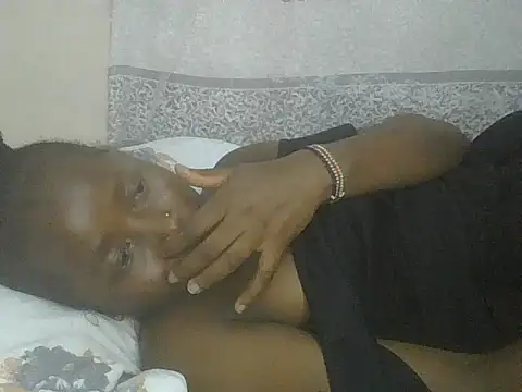 pretty nanah online show from 12, 11, 2025