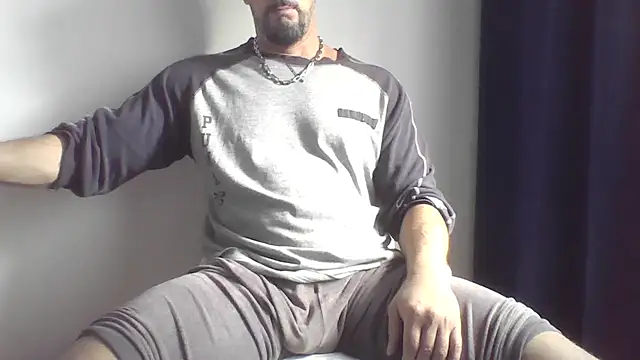 Snapshot of fl3xxx1 chatting on 16, 10, 2025 fl3xxx1 online show from 16, 10, 2025