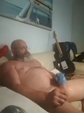 Snapshot of iambradz chatting on 31, 10, 2025 iambradz online show from 31, 10, 2025