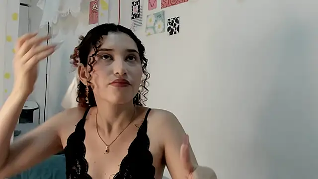 Snapshot of gabriela_duarte1 chatting on 16, 3, 2025 gabriela duarte1 online show from 16, 3, 2025