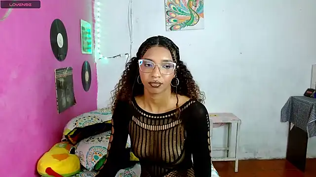 Snapshot of sensitive_brunette chatting on 16, 1, 2025 sensitive brunette online show from 16, 1, 2025