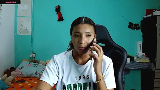 Snapshot of sensitive_brunette chatting on 13, 2, 2026 sensitive brunette online show from 13, 2, 2026