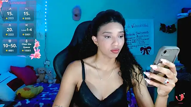 Snapshot of sensitive_brunette chatting on 4, 3, 2026 sensitive brunette online show from 4, 3, 2026