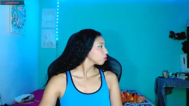 sensitive brunette online show from 11, 4, 2026