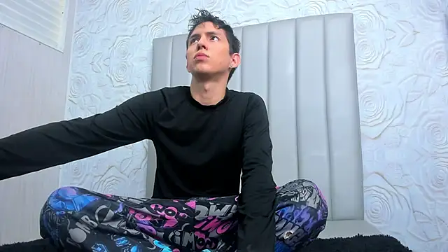 Snapshot of JeanRam18 chatting on 2, 2, 2026 JeanRam18 online show from 2, 2, 2026