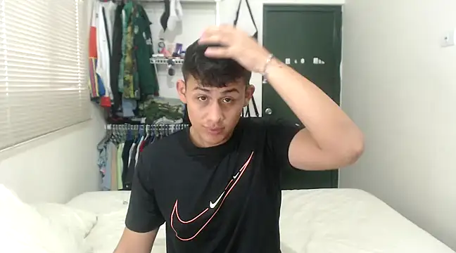 Snapshot of StivMike01 chatting on 21, 1, 2025 StivMike01 online show from 21, 1, 2025