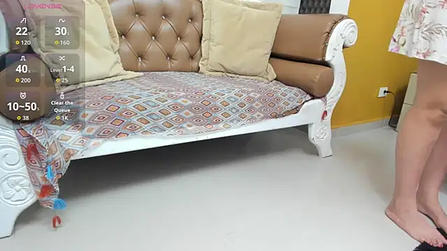 FOXYRIVER  online show from 13, 4, 2026