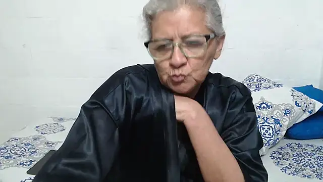 candy mature  online show from 25, 11, 2025