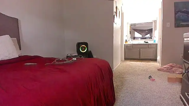 yiauana online show from 25, 2, 2026