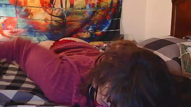 Snapshot of HeyyImHarlowe chatting on 17, 12, 2024 HeyyImHarlowe online show from 17, 12, 2024