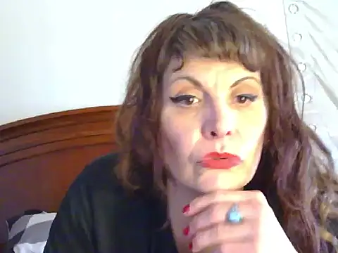 Snapshot of HeyyImHarlowe chatting on 21, 12, 2024 HeyyImHarlowe online show from 21, 12, 2024