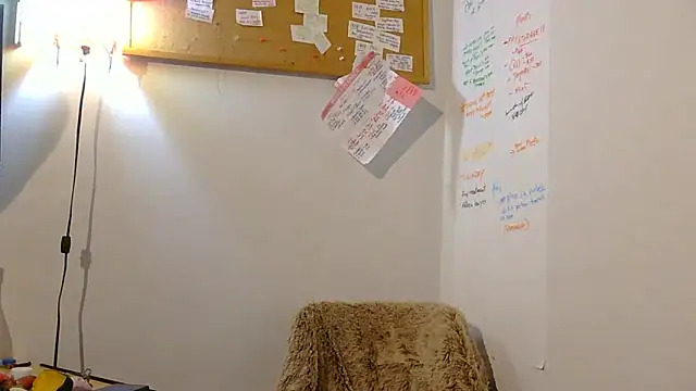 Snapshot of HeyyImHarlowe chatting on 22, 3, 2025 HeyyImHarlowe online show from 22, 3, 2025