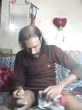 BadBoySmoker7070 online show from 18, 12, 2025