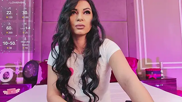 Snapshot of EmilyColle_ chatting on 3, 3, 2025 EmilyColle online show from 3, 3, 2025