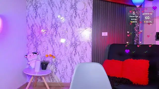 chloe blue online show from 23, 2, 2025