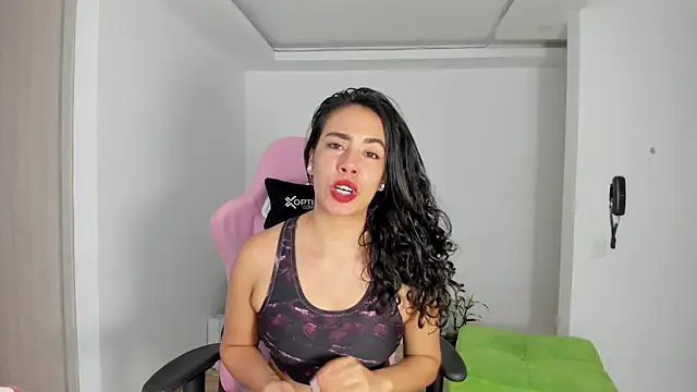 Snapshot of susana_monroy chatting on 21, 2, 2025 susana monroy online show from 21, 2, 2025