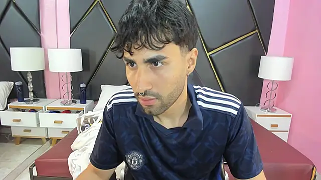 MilanZaire online show from 19, 11, 2025