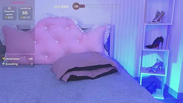 Snapshot of Diana_Moon_ chatting on 8, 3, 2025 Diana Moon online show from 8, 3, 2025