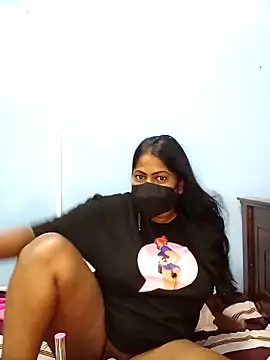 Snapshot of DISNI1997 chatting on 21, 11, 2025 DISNI1997 online show from 21, 11, 2025