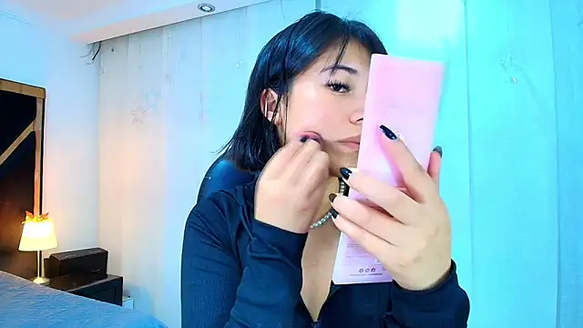 lina bedoya  online show from 2, 2, 2026