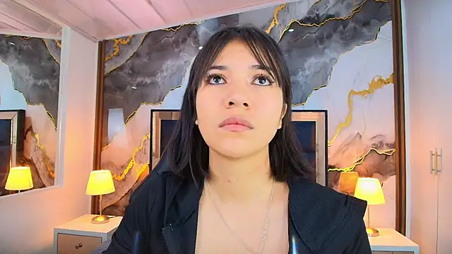 lina bedoya  online show from 25, 6, 2026