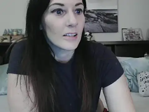 Snapshot of CrystalLakeXO chatting on 22, 1, 2025 CrystalLakeXO online show from 22, 1, 2025