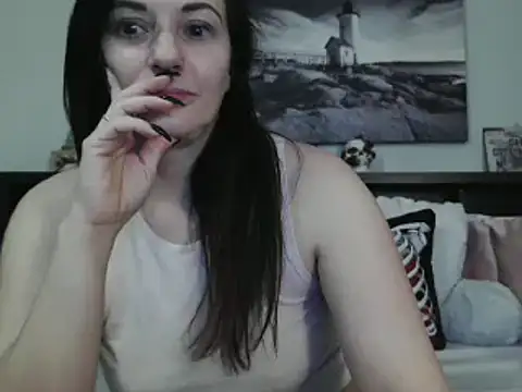 Snapshot of CrystalLakeXO chatting on 2, 2, 2025 CrystalLakeXO online show from 2, 2, 2025